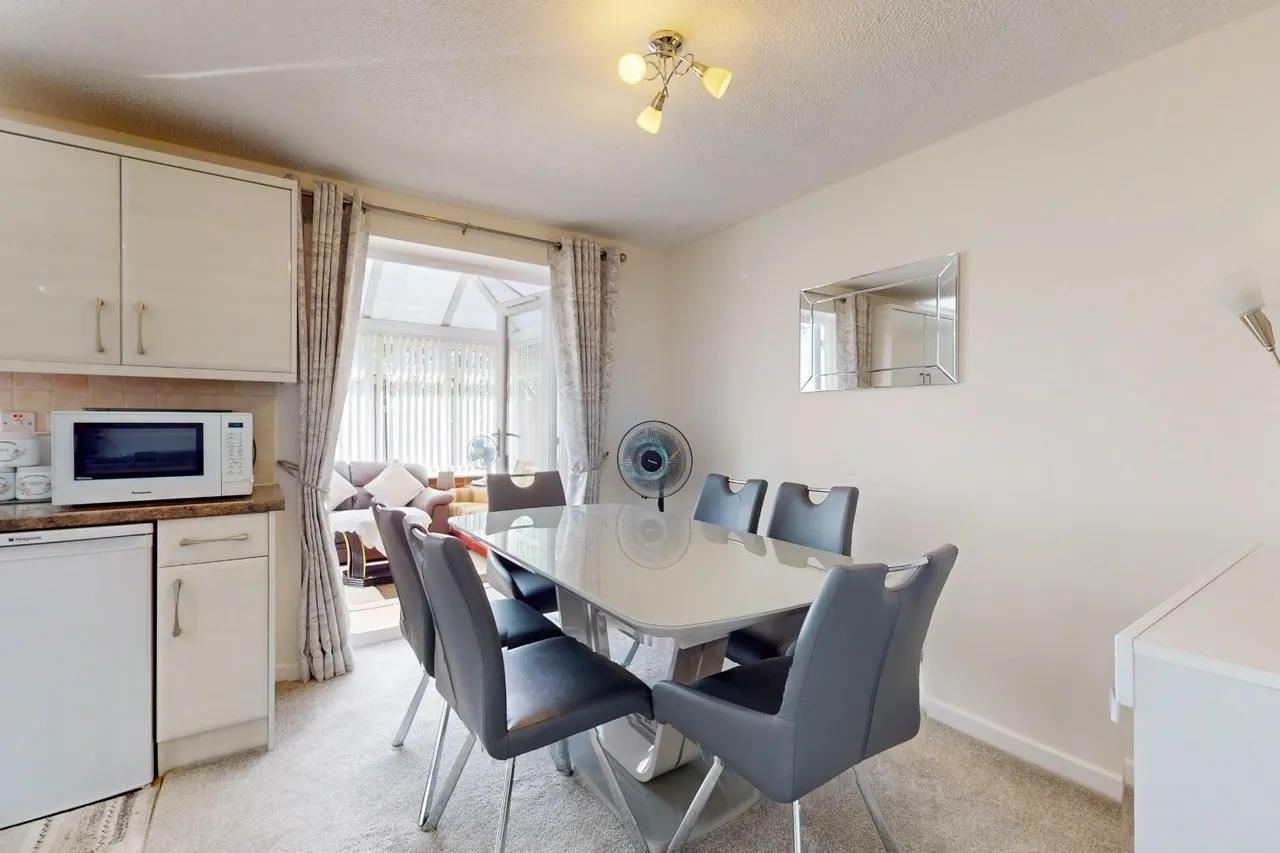 Woodside Road, Ketley, Telford TF1 5WT, photo 6
