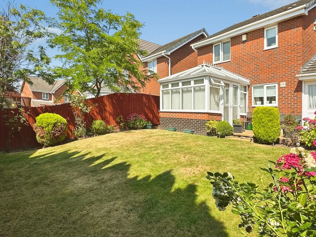 Woodside Road, Ketley, Telford TF1 5WT, photo 18
