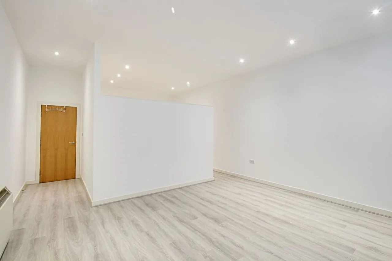 Pall Mall Liverpool, L3, photo 2