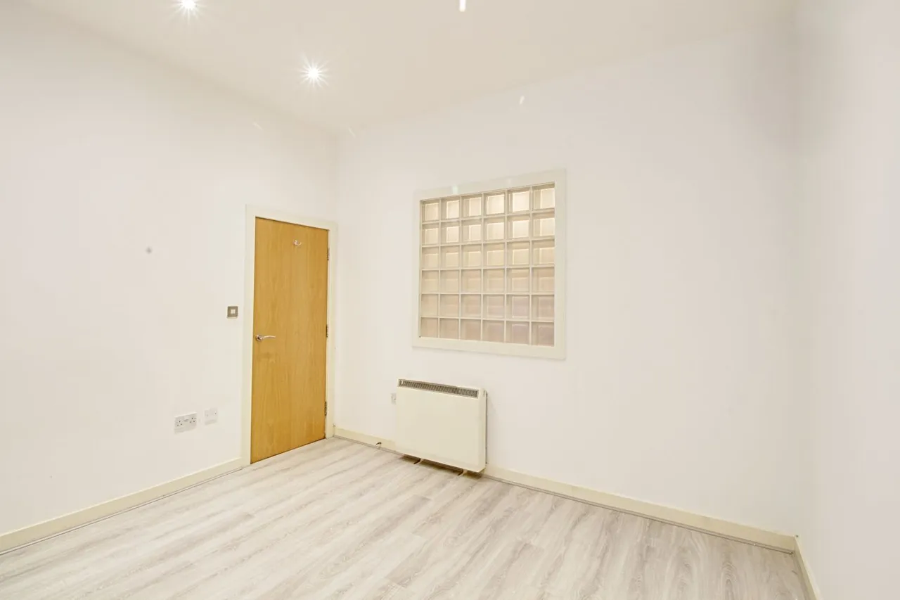 Pall Mall Liverpool, L3, photo 6