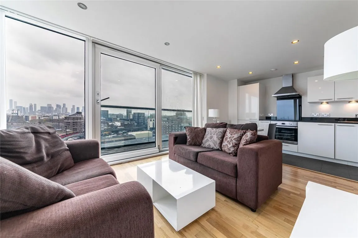 1 bed flat to rent, Distillery Tower, London