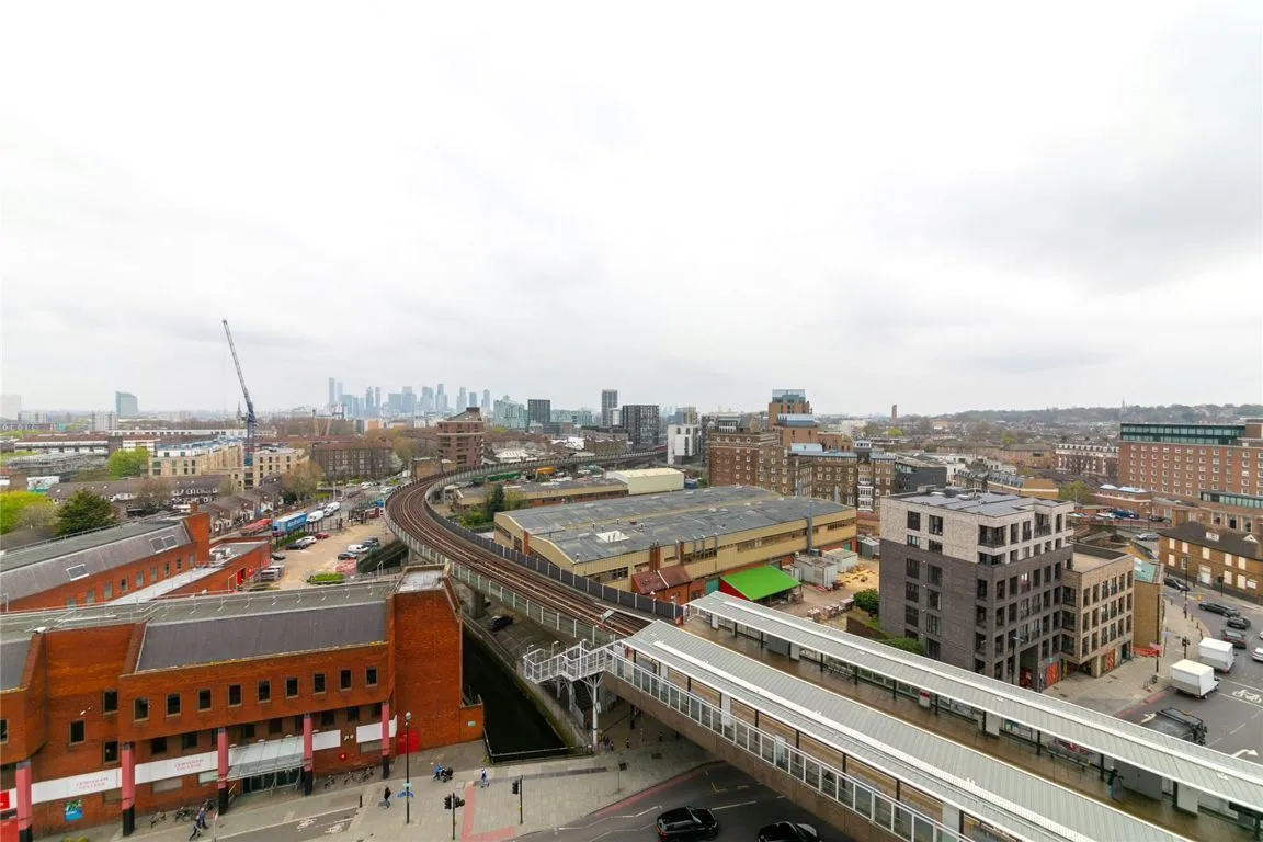 Distillery Tower, London, photo 11