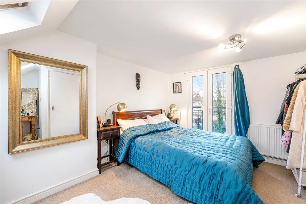 Lisbon Avenue, Twickenham, TW2 5HL, photo 8