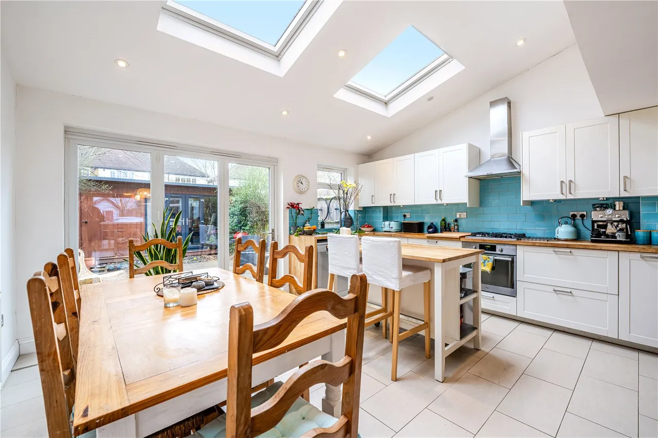 Lisbon Avenue, Twickenham, TW2 5HL, photo 6