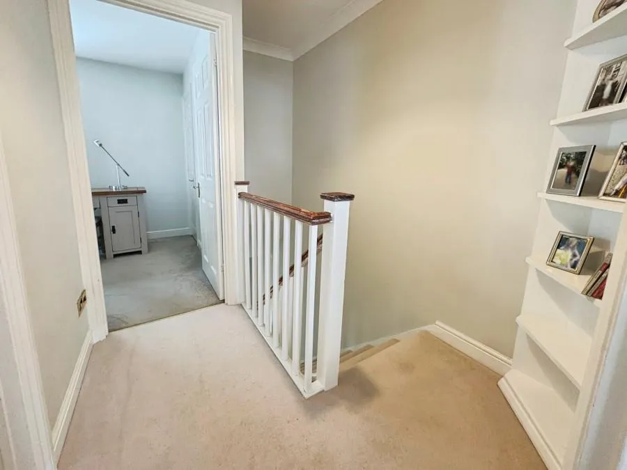 Watermeadow, Aylesbury, HP19, photo 10