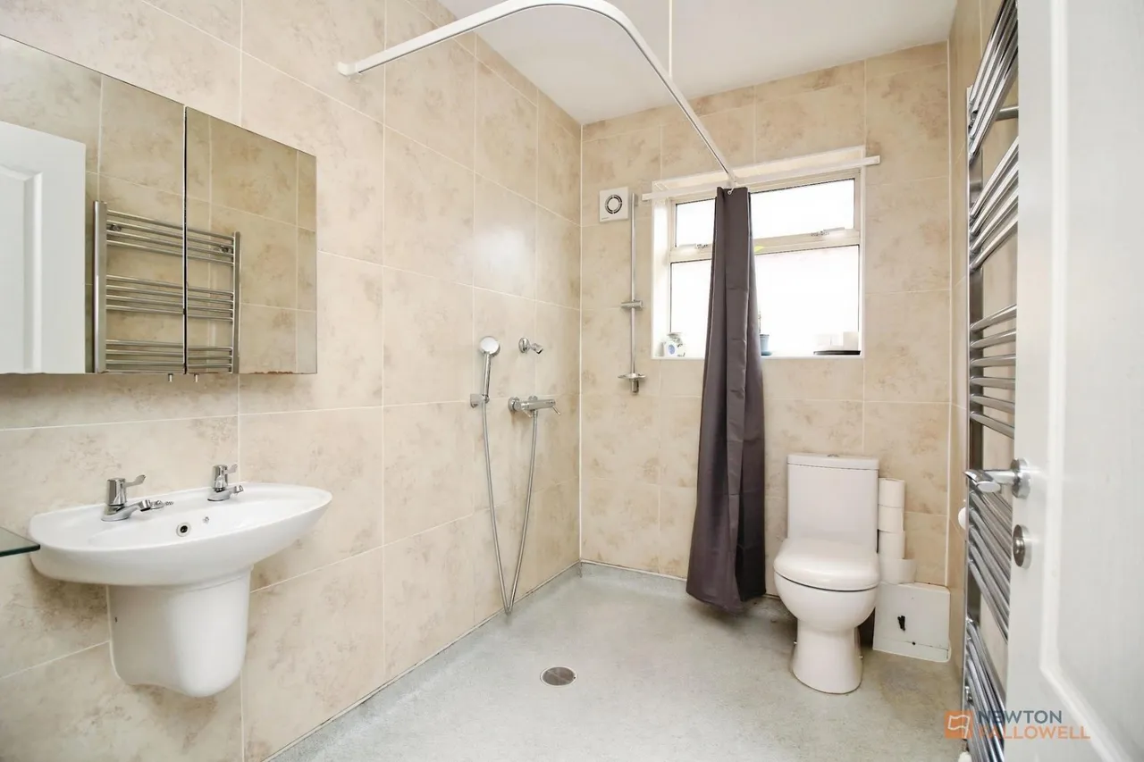 Harrowgate Drive, Birstall, LE4, photo 14
