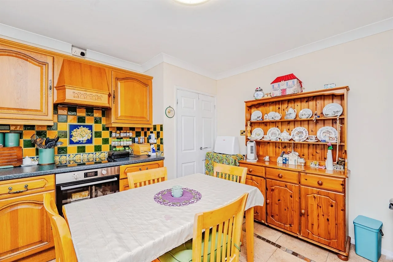 Hill View Bridgend, CF31, photo 9
