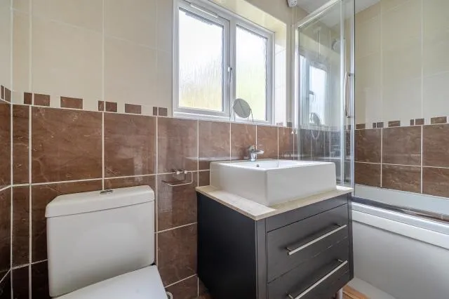 Fifield Cottage, Maidenhead, SL6, photo 15