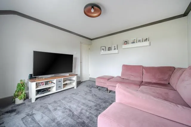 Fifield Cottage, Maidenhead, SL6, photo 11
