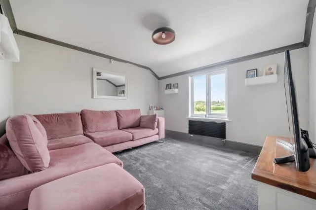 Fifield Cottage, Maidenhead, SL6, photo 9