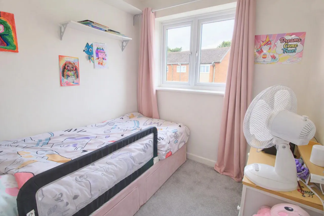 Naylor Close, Kidderminster, DY11, photo 9