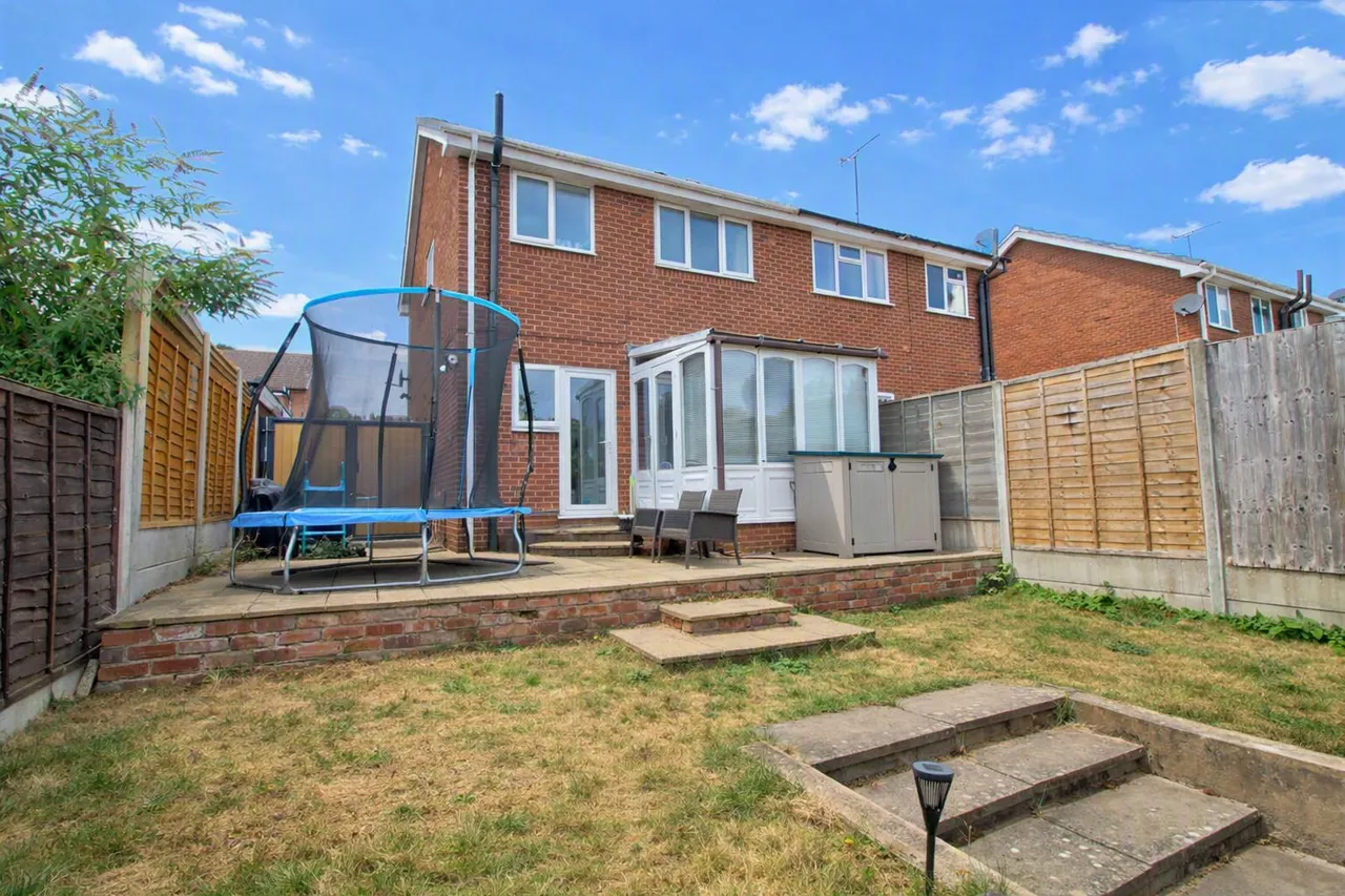 Naylor Close, Kidderminster, DY11, photo 13