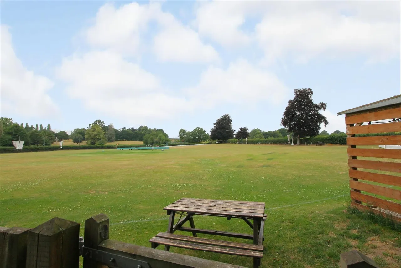 Queens Hill, Belbroughton, Stourbridge, photo 18