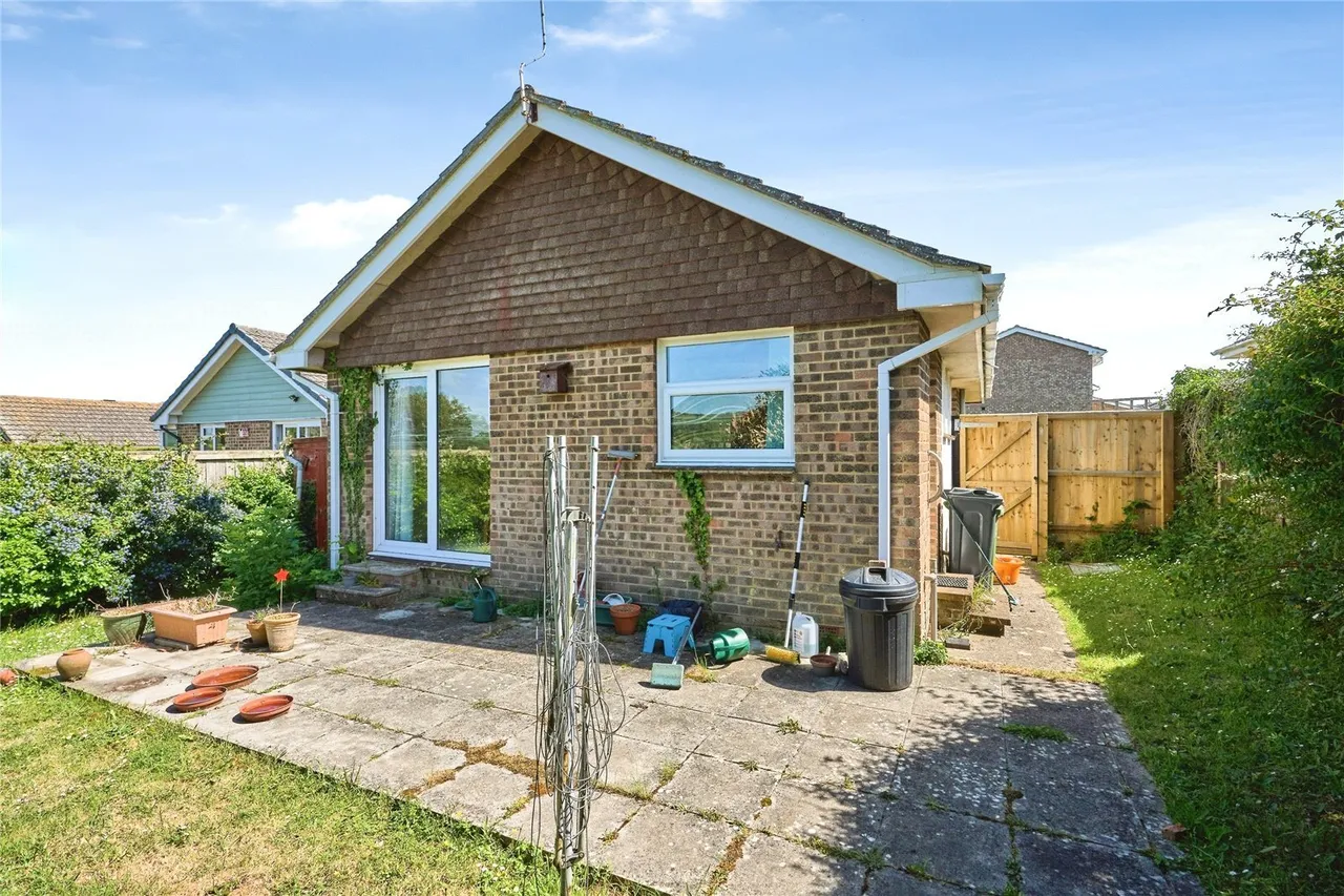 Perowne Way, Sandown, PO36, photo 12