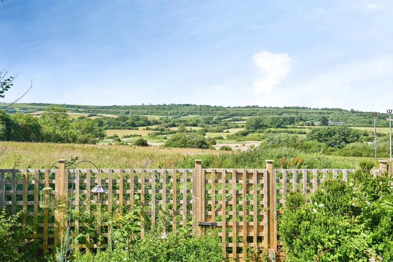 Perowne Way, Sandown, PO36, photo 20