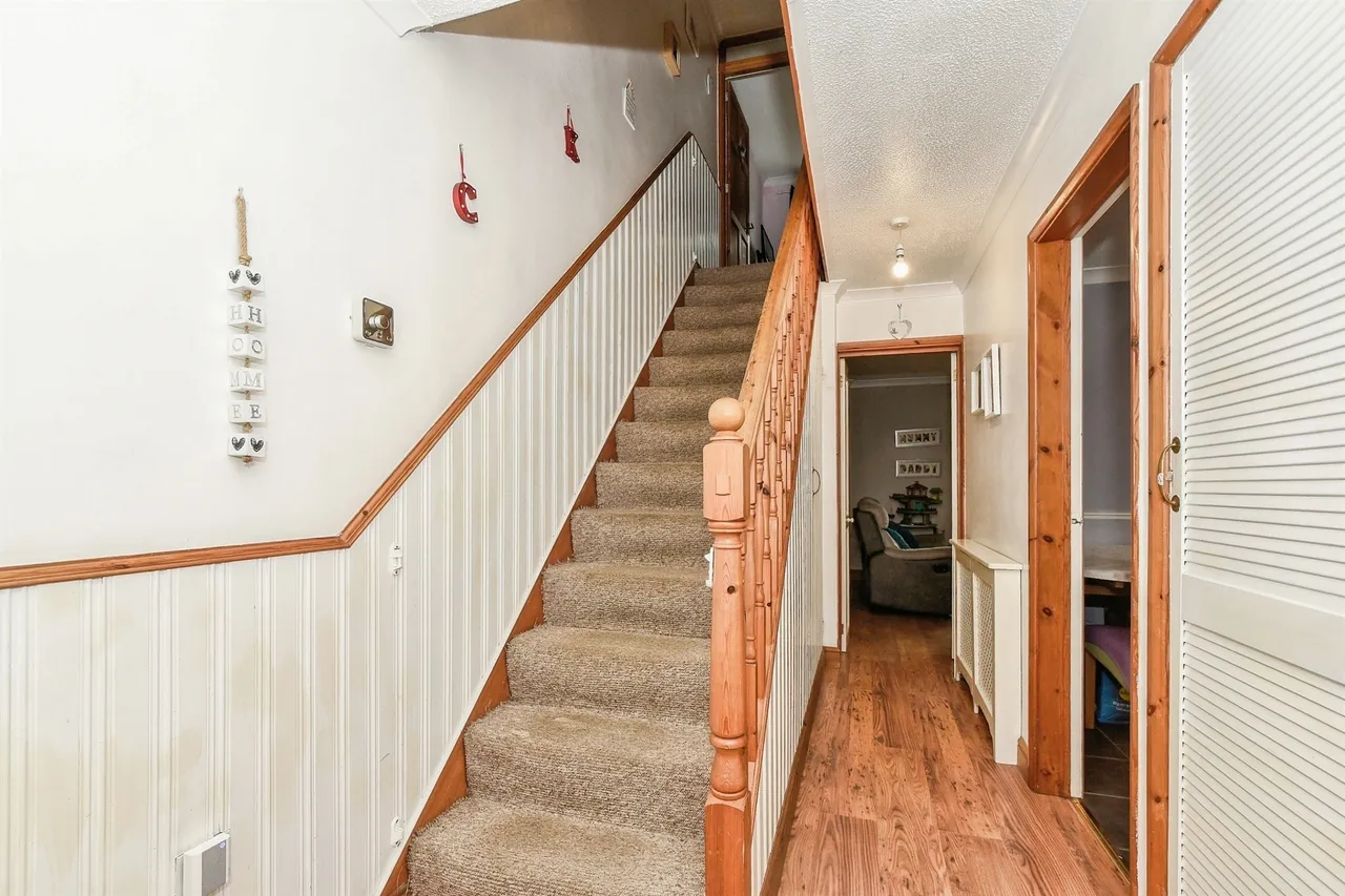 Elizabeth Way, Siddington, GL7, photo 9