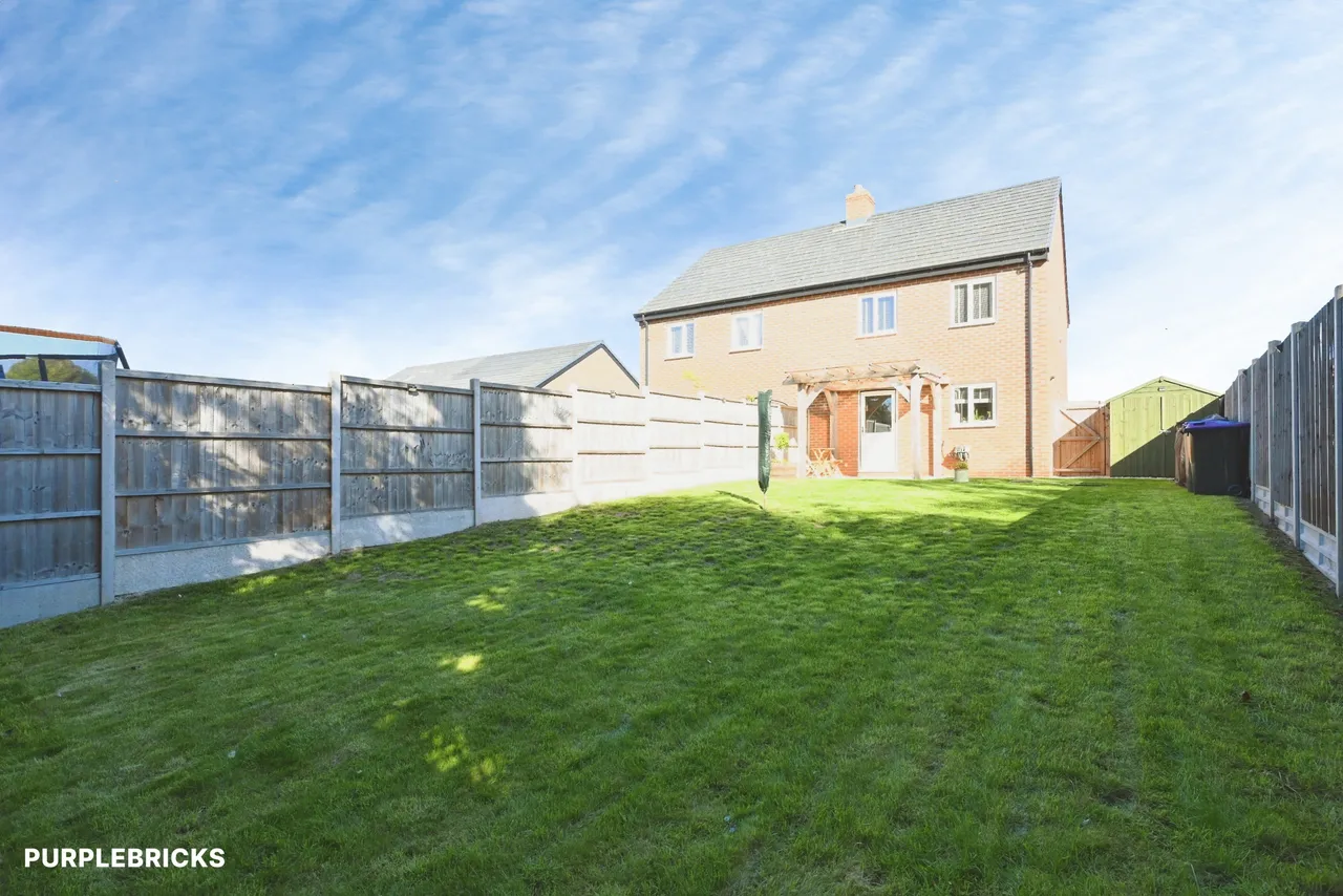 Darwin Avenue, Spalding, PE12, photo 16