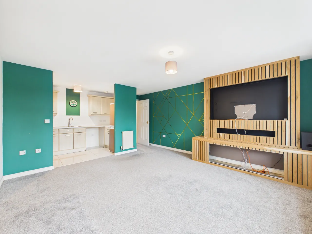 Shawbury Avenue Kingsway, Quedgeley, Gloucester, GL2 2BD, photo 2