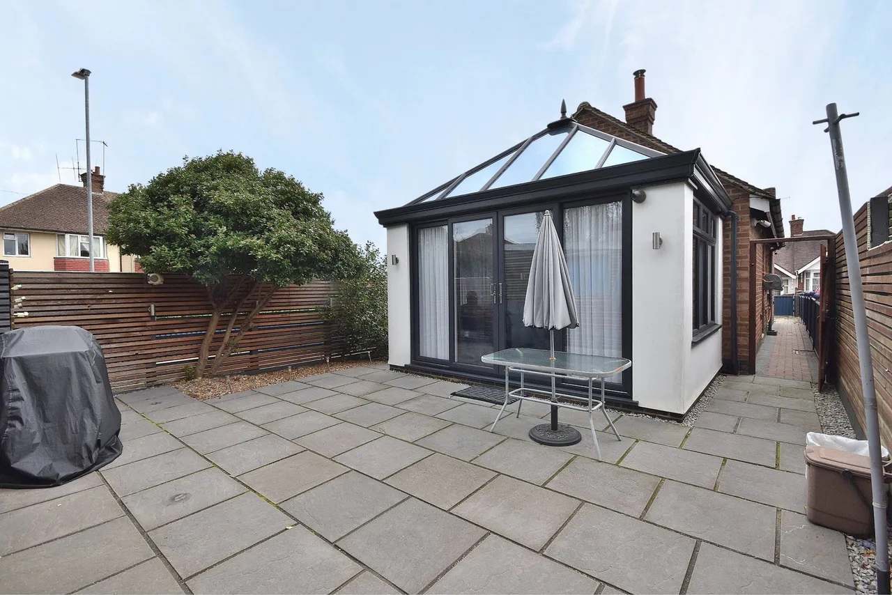 Malcolm Drive, Northampton, NN5 5NN, photo 11