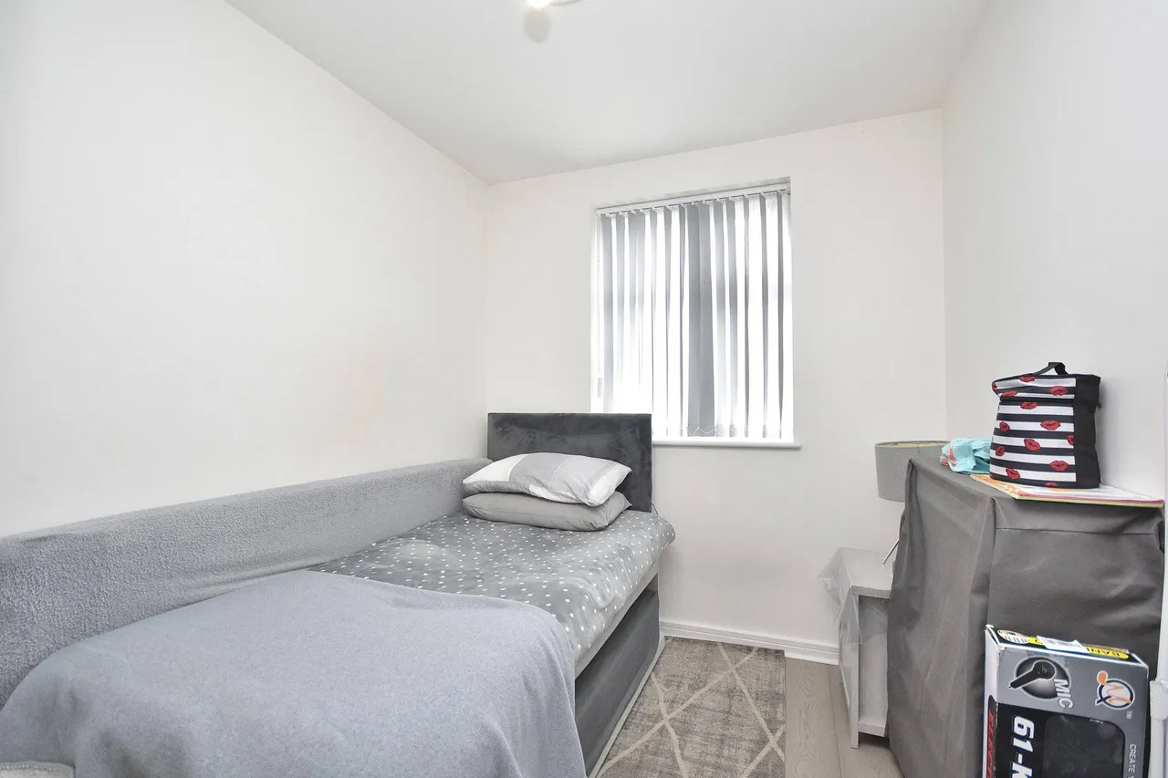 Malcolm Drive, Northampton, NN5 5NN, photo 8