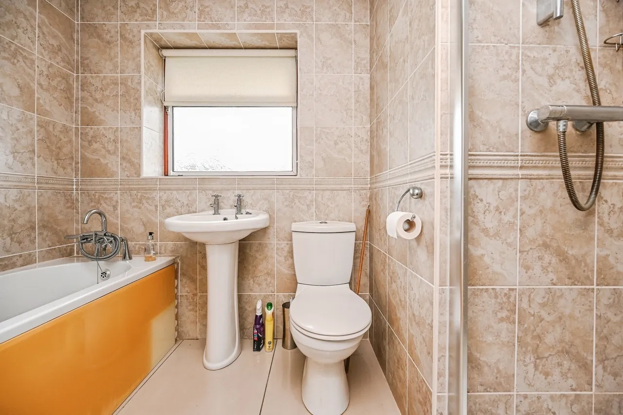 Edge Lane, Crosby, L23, photo 15