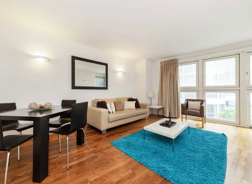 Fairmont Avenue, Canary Wharf, E14, photo 2