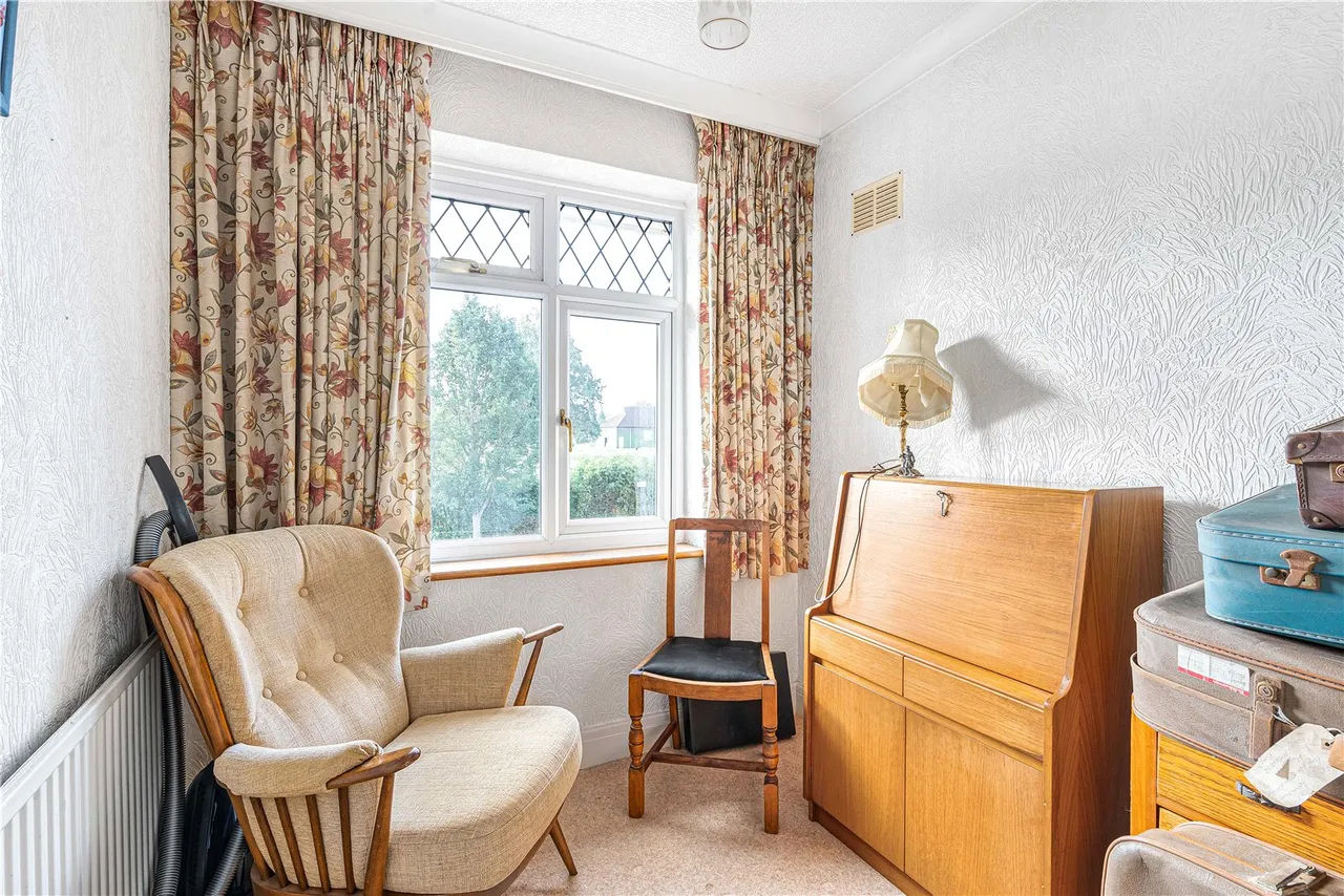 Whitton Dene, Hounslow, TW3, photo 12