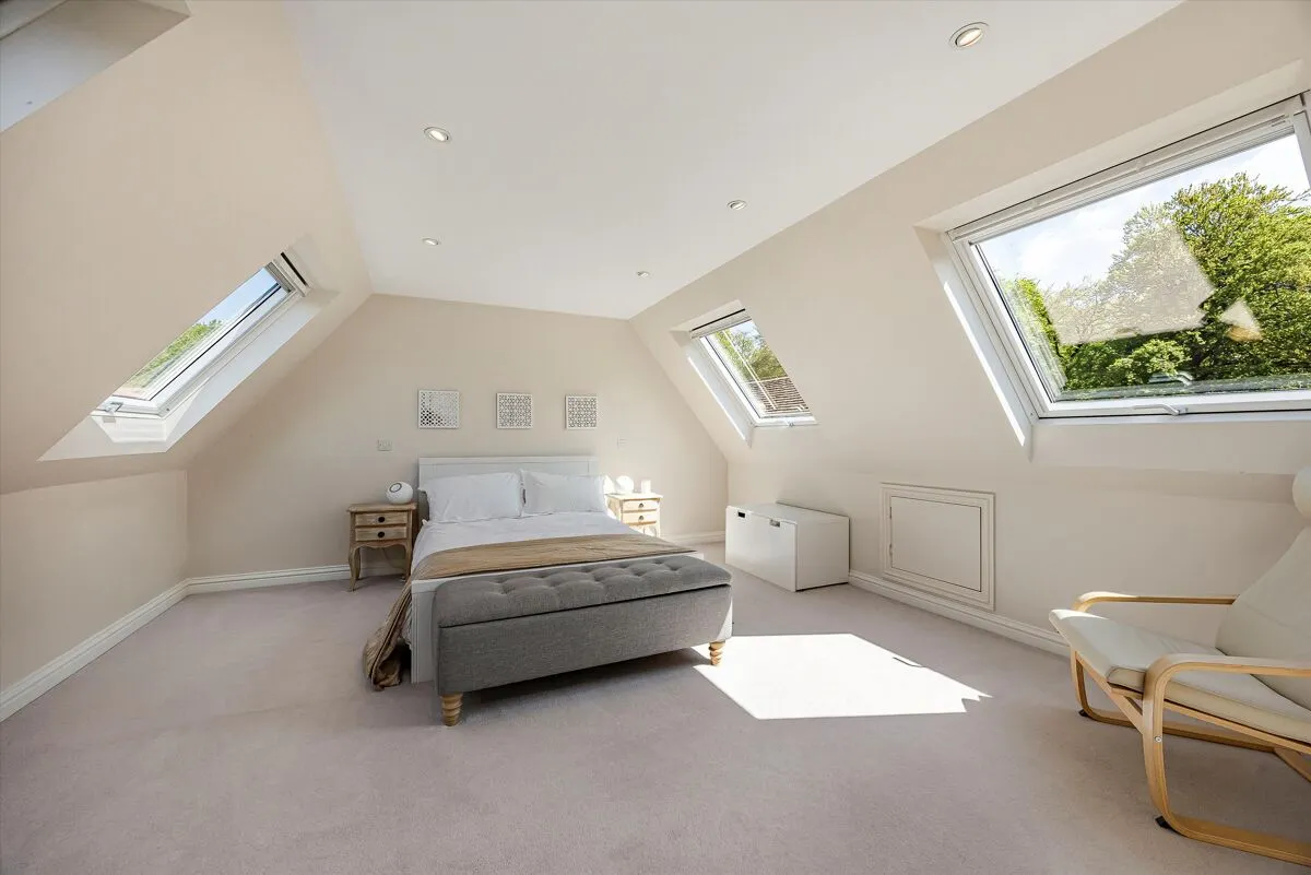 Hazel Grove, Kingwood, RG9, photo 28