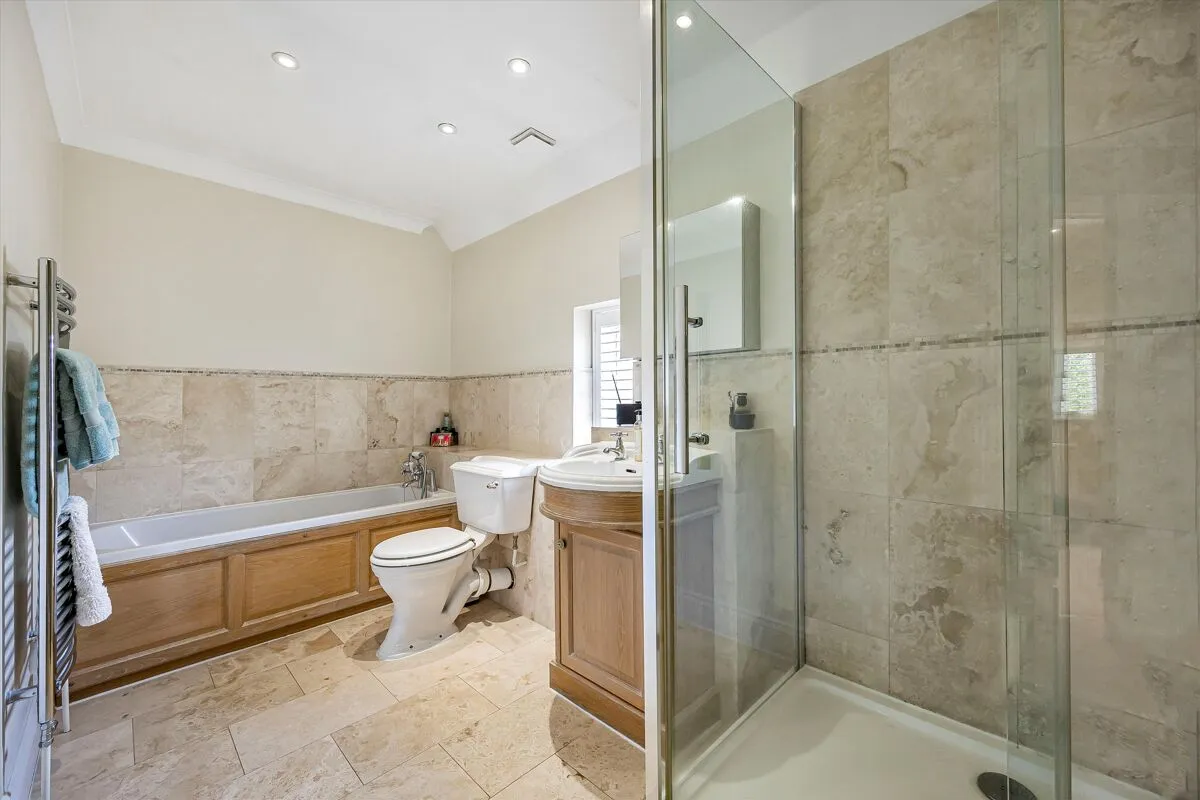 Hazel Grove, Kingwood, RG9, photo 22