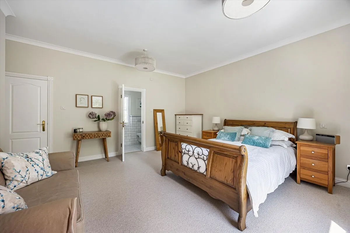Hazel Grove, Kingwood, RG9, photo 17