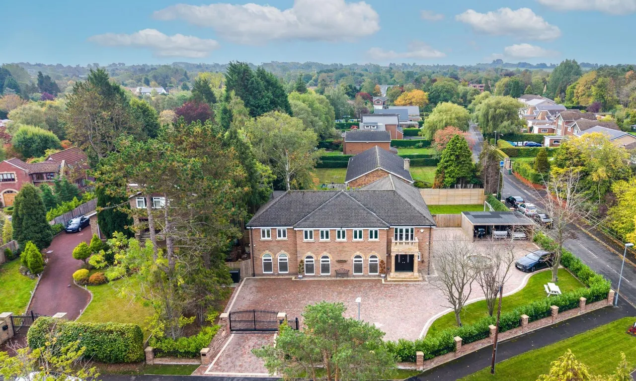 5 bed house for sale, Runnymede Road, Darras Hall, NE20