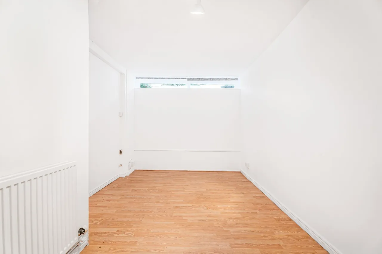 Paxton Close, Kew, TW9, photo 15