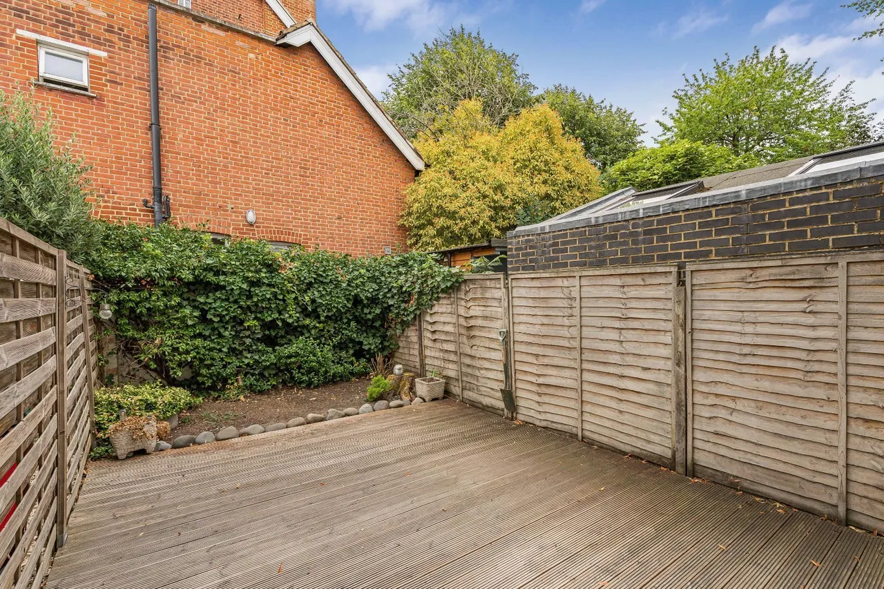 Paxton Close, Kew, TW9, photo 18