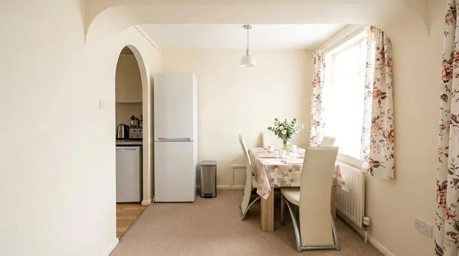 Pegrams Court, Harlow, CM18, photo 4