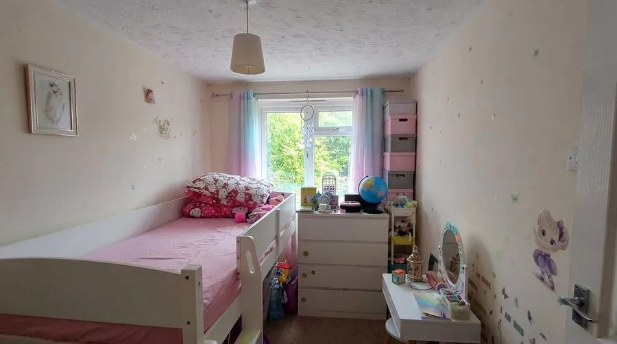 Pegrams Court, Harlow, CM18, photo 5