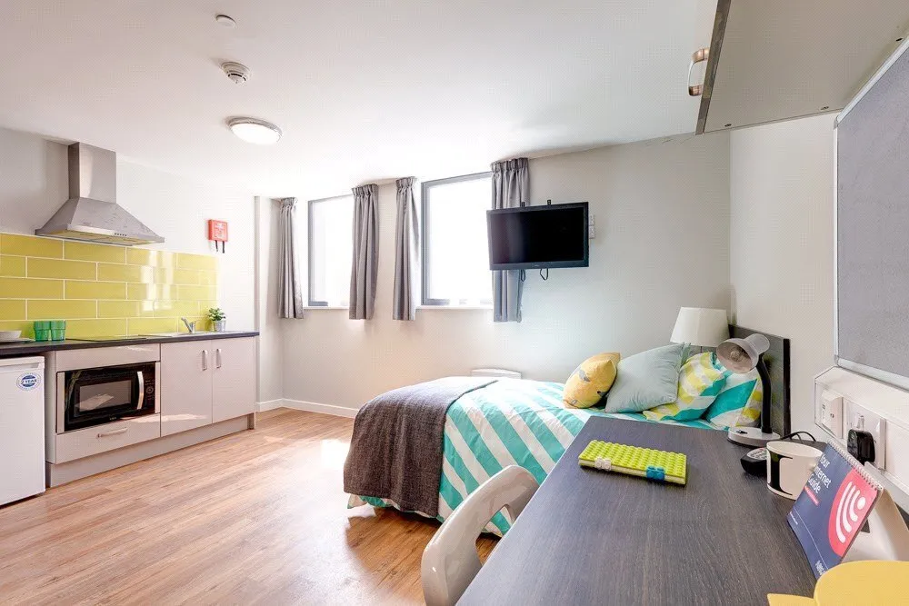 Queen Street, Sheffield, South Yorkshire, S1, photo 2