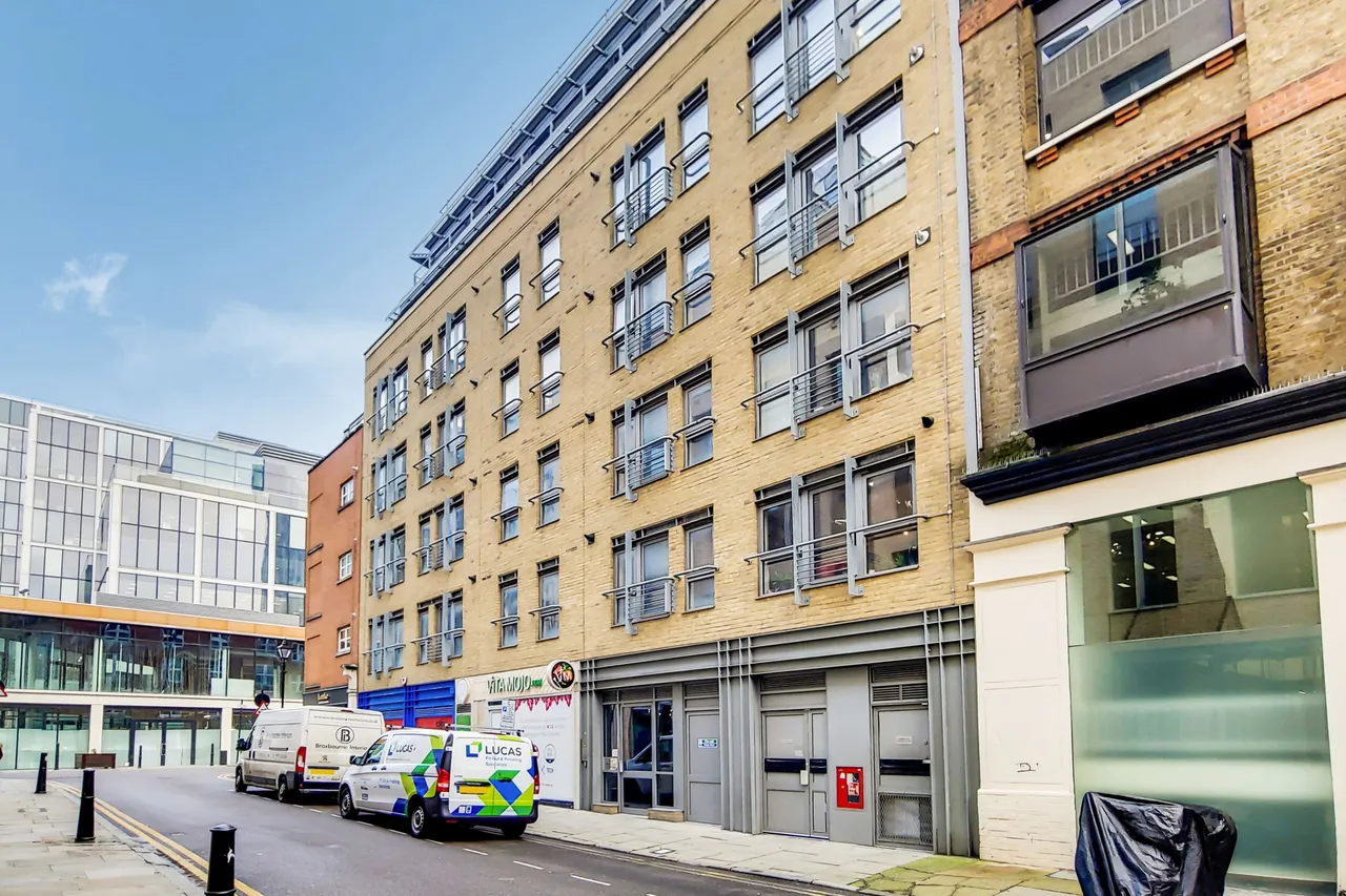 Flat 10, 4 Steward Street, London, photo 5