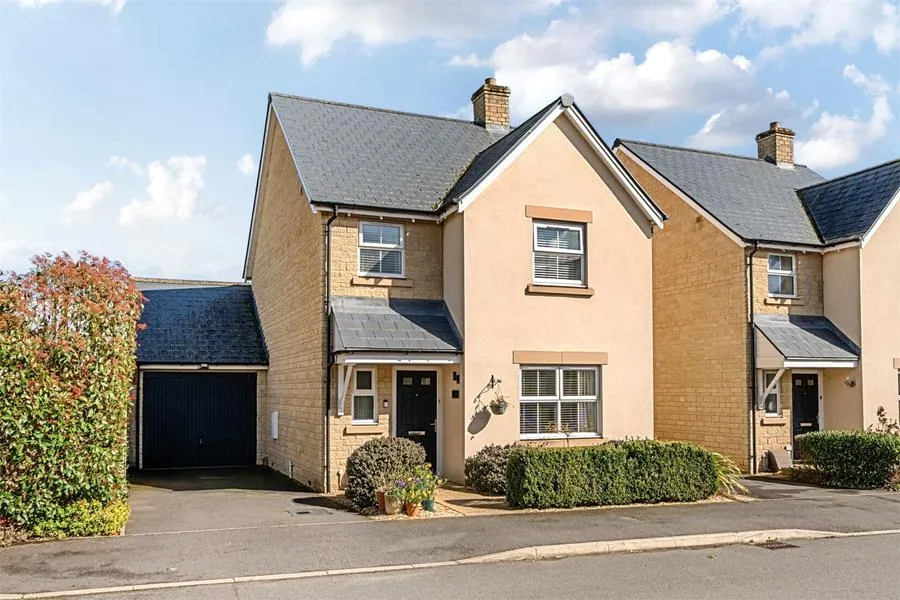Carmello Close, Carterton, OX18, photo 19