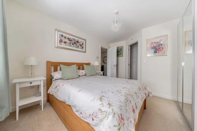 Carmello Close, Carterton, OX18, photo 9