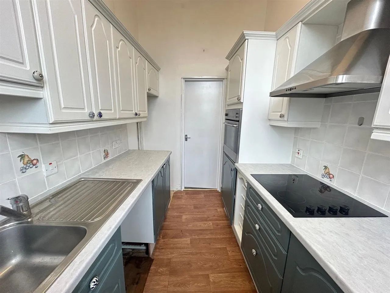 Albion Crescent, Scarborough, YO11, photo 9