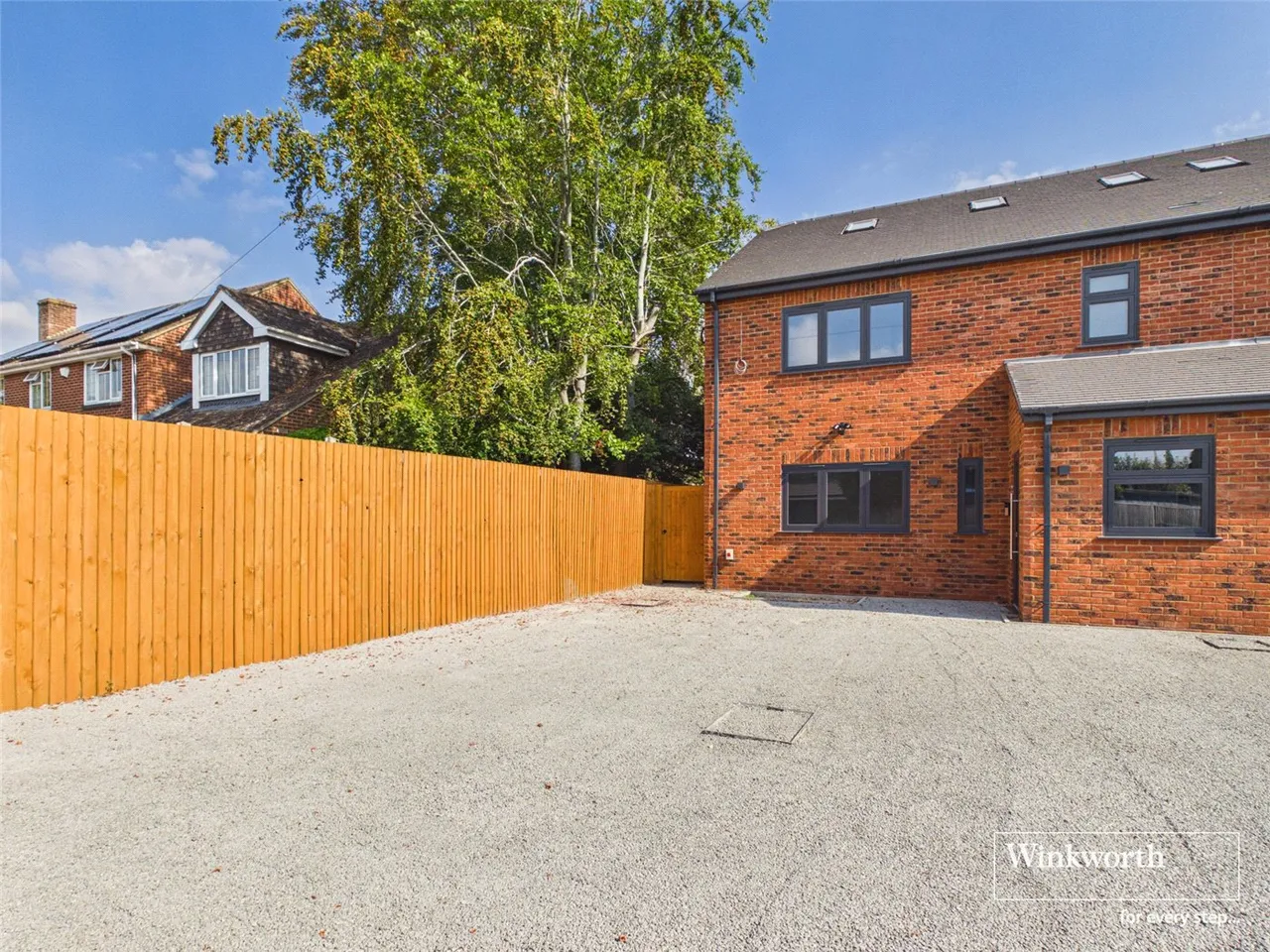 4 bed house for sale, Hawthorne Road, Caversham, RG4