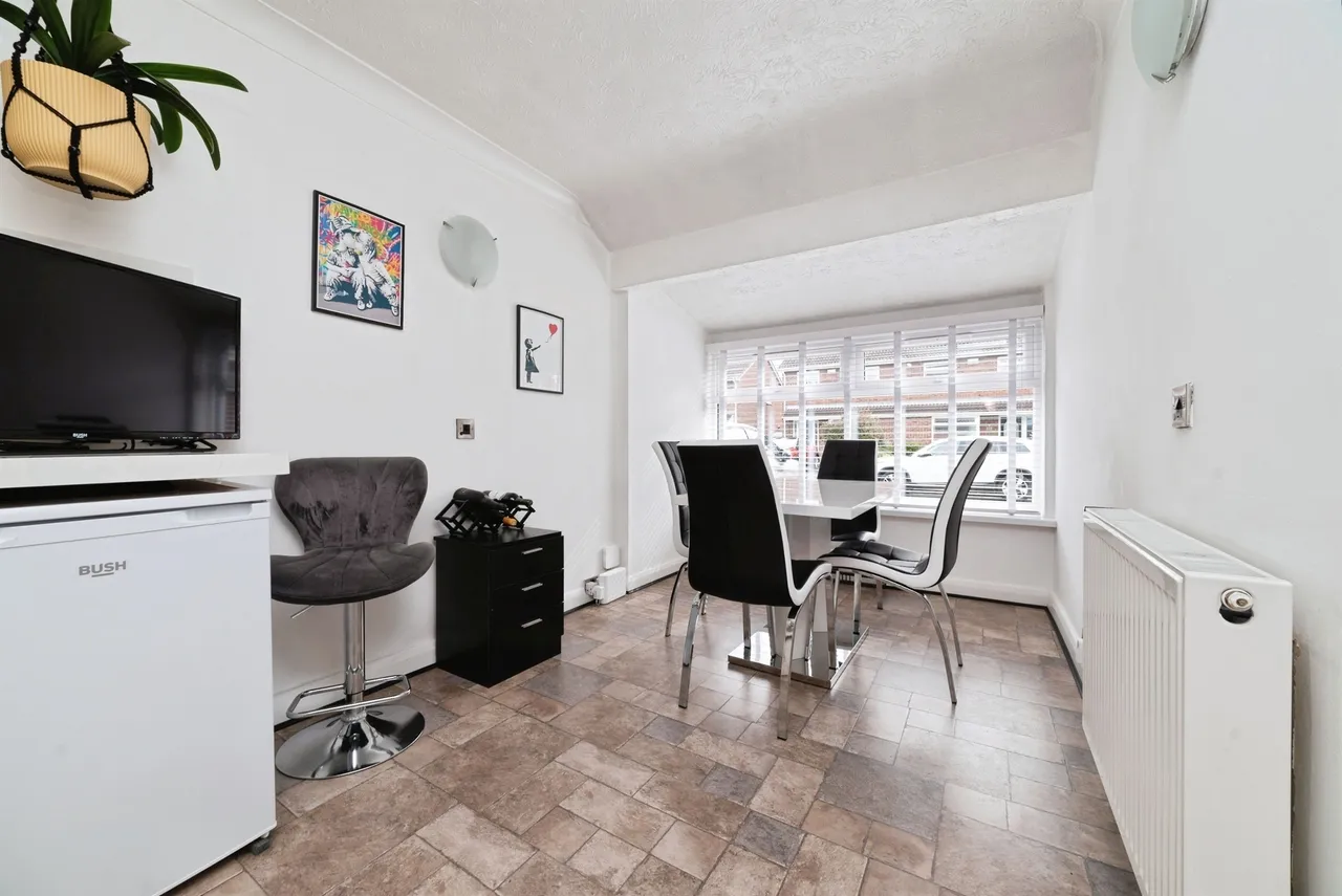 Woodleigh Drive, Sutton-On-Hull, Hull, photo 6