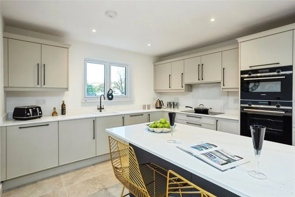 Henwood Green Road, Pembury, TN2, photo 6