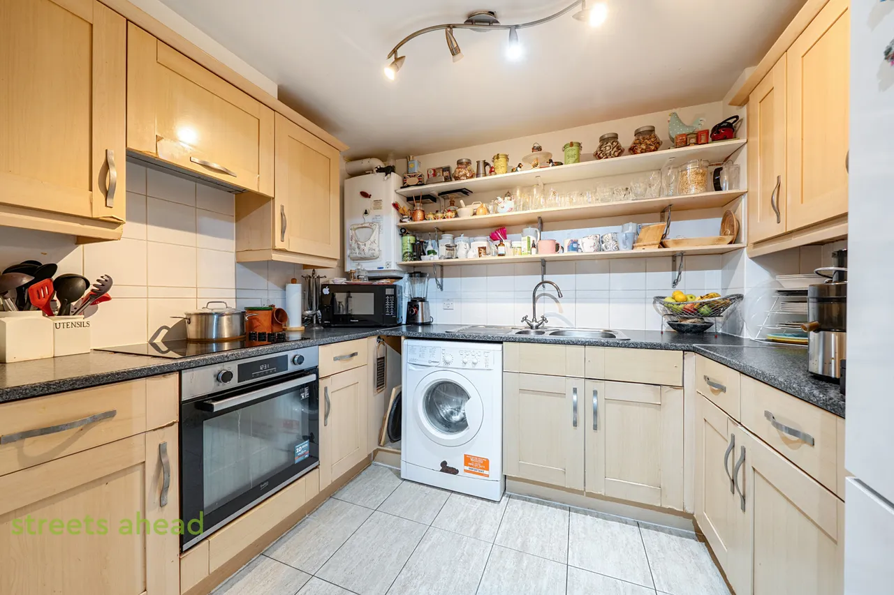 Harry Close, Croydon, CR0, photo 13