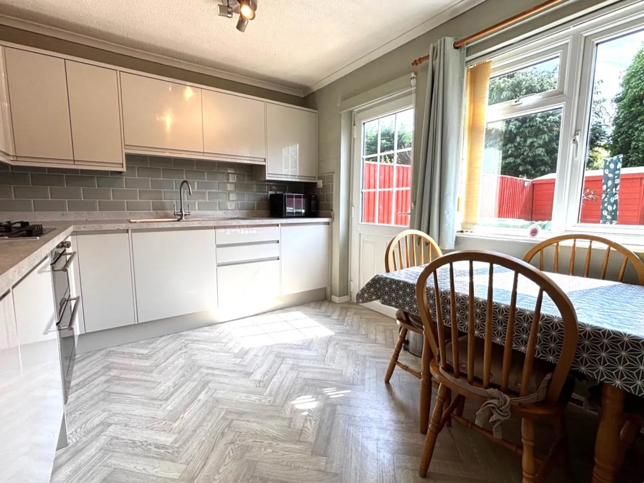 Frankland Close, Weston, BA1 4EL, photo 2