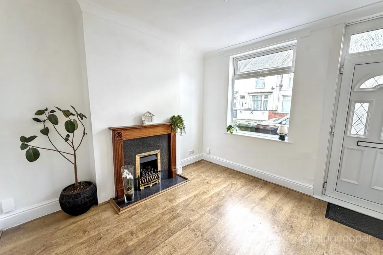 Gadsby Street, Attleborough, CV11, photo 4