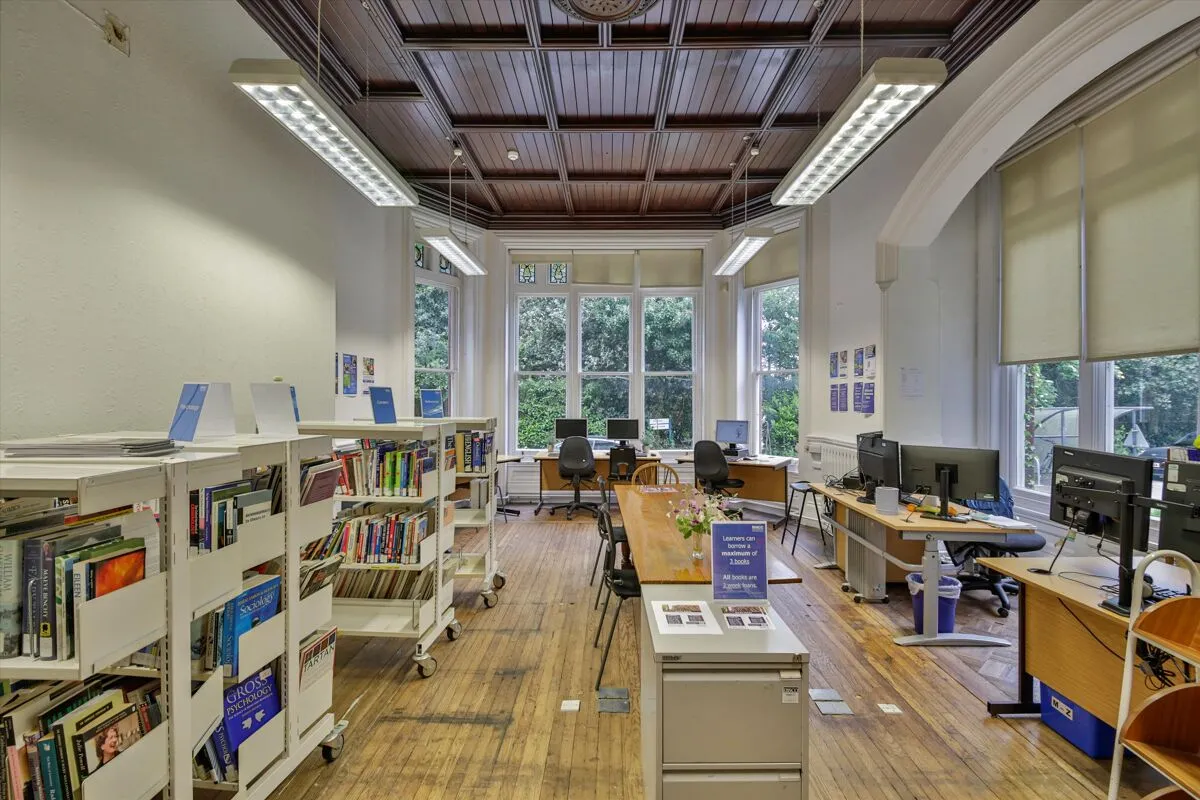 Rhacc, Surbiton Educational Campus, KT6, photo 7