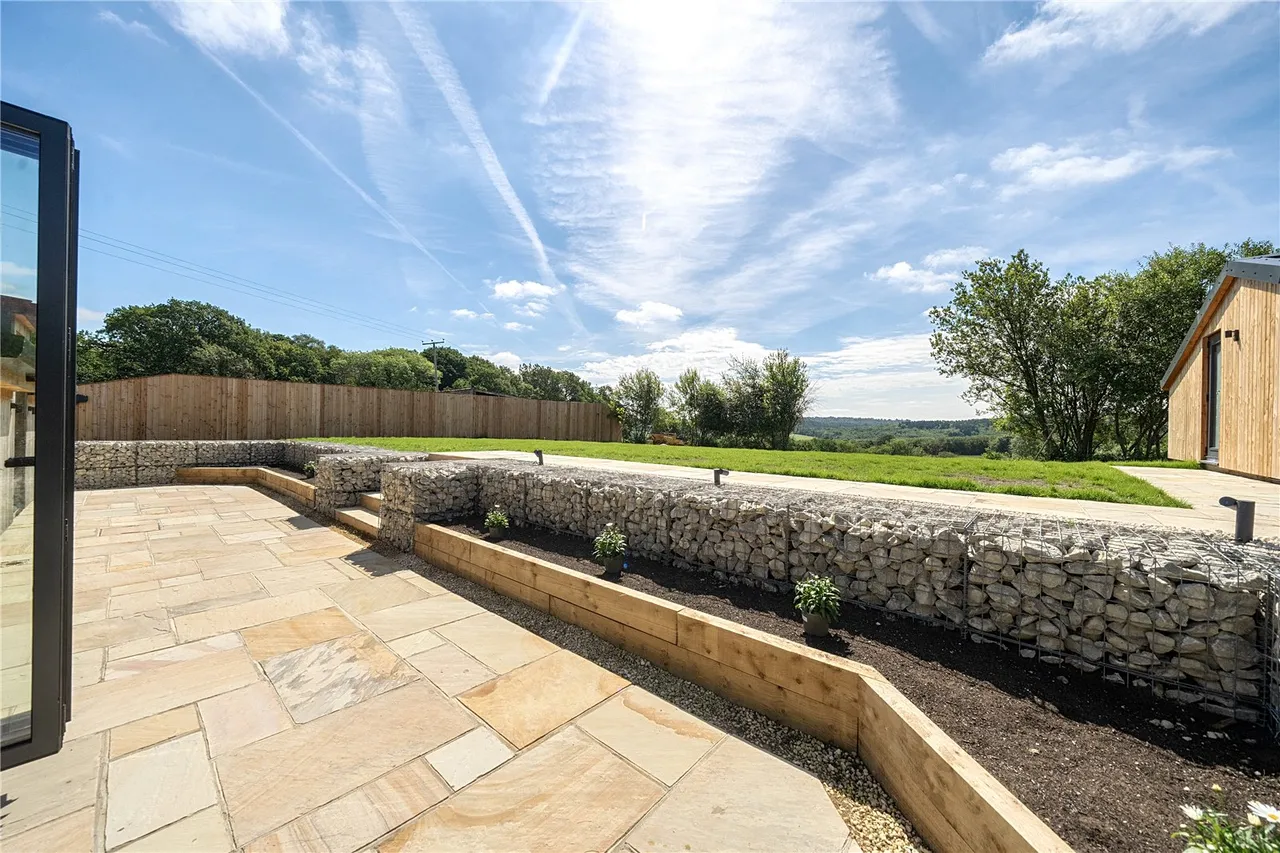 Meres Lane, Cross in Hand, TN21, photo 16