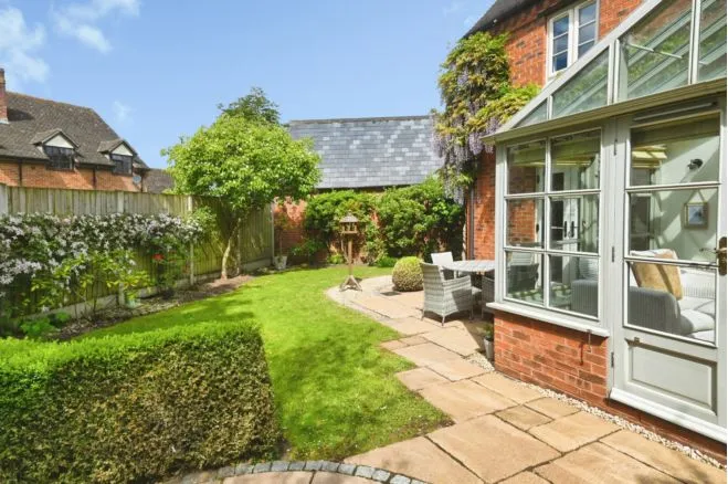 Churchside, Tamworth, B79, photo 17