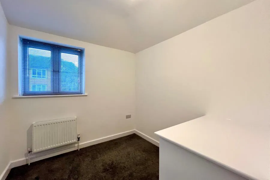 Spencer Close, Woking, GU21, photo 11